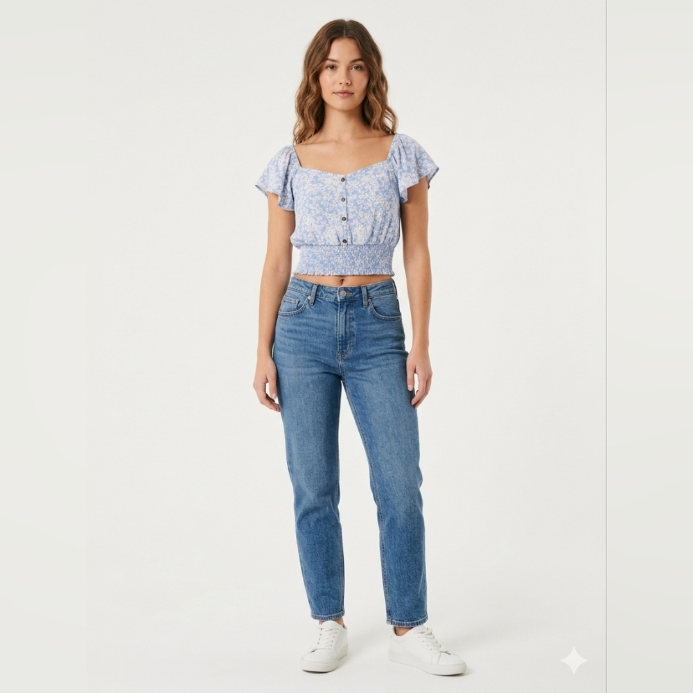 Monteau Blue Floral Smocked Crop Top